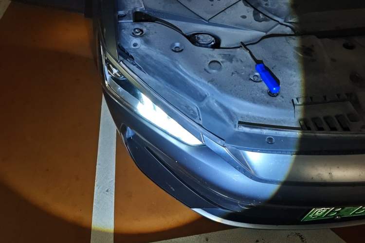 Used BYD Qin PLUS 2021 EV 500KM Luxury Model Right Front Headlight