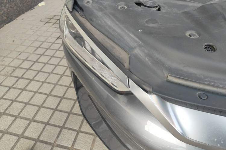 Used BYD Qin PLUS 2021 EV 500KM Luxury Model Right Front Headlight