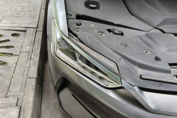 Used BYD Qin PLUS 2021 EV 500KM Luxury Model Right Front Headlight