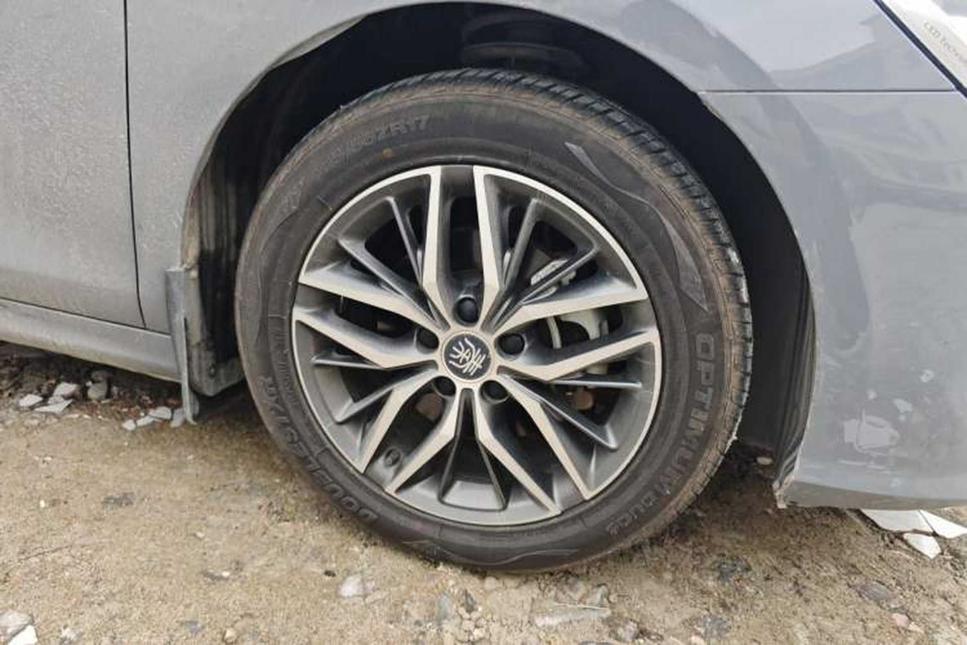 Used BYD Qin PLUS 2021 DM-i 120KM Flagship Model Right Front Wheel Hub