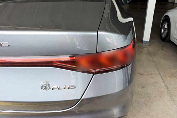 Used BYD Qin PLUS 2021 DM-i 55KM Flagship Model Right Rear Taillight