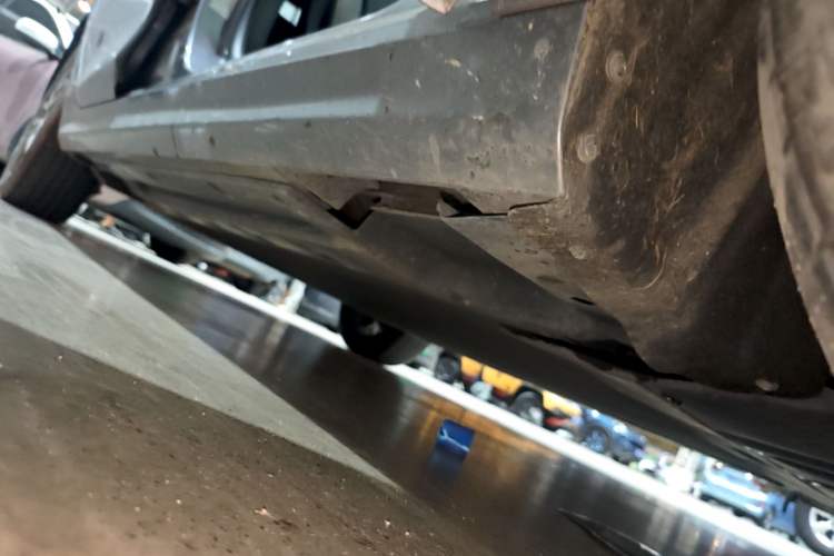 Used BYD Qin PLUS 2021 EV 420KM Commuter Edition Right Side Sill