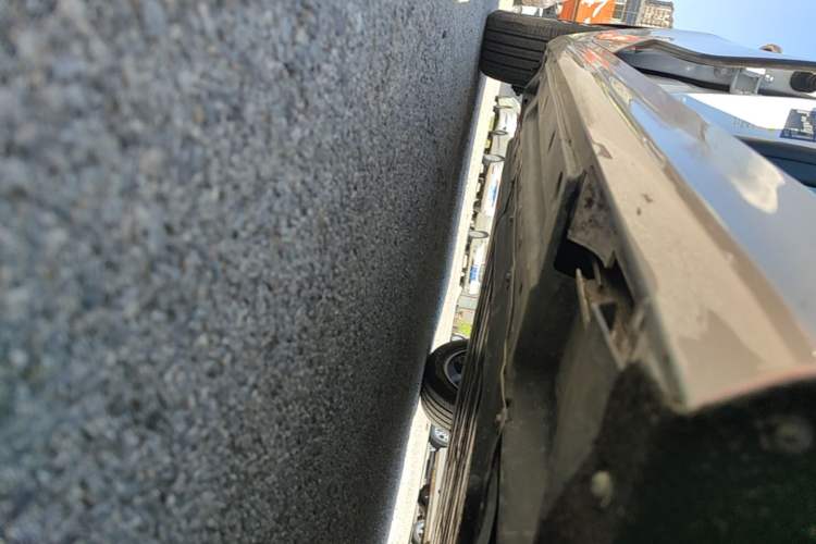 Used BYD Qin PLUS 2021 EV 400KM Luxury Model Right Side Sill