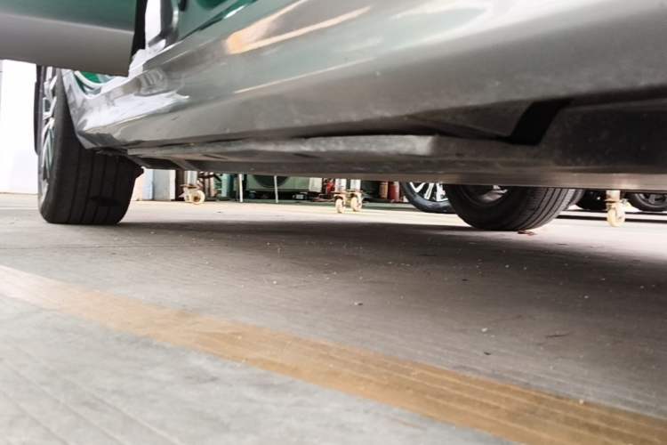 Used BYD Qin PLUS 2021 EV 500KM Luxury Model Right Side Sill