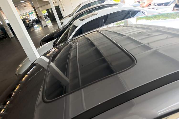 Used BYD Qin PLUS 2021 DM-i 55KM Flagship Model Roof