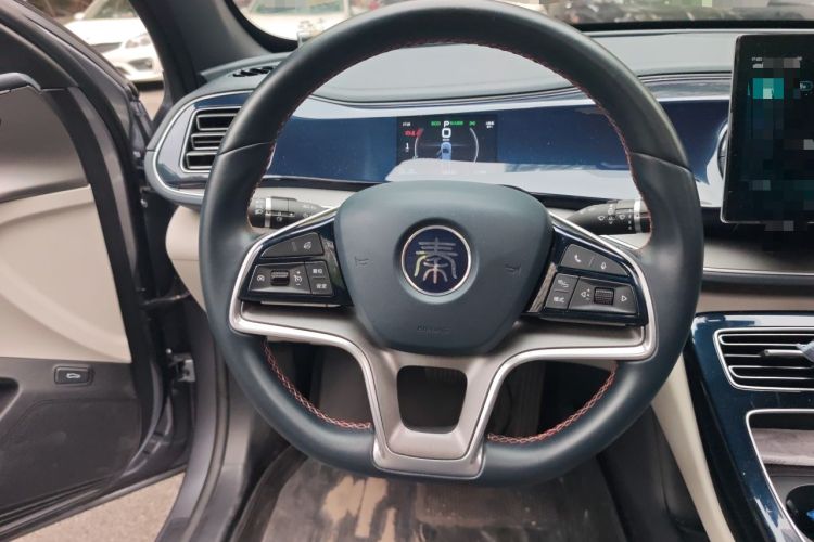 Used BYD Qin PLUS 2021 EV 400KM Luxury Model Steering Wheel