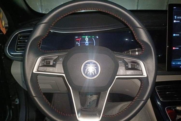 Used BYD Qin PLUS 2021 DM-i 55KM Flagship Model Steering Wheel