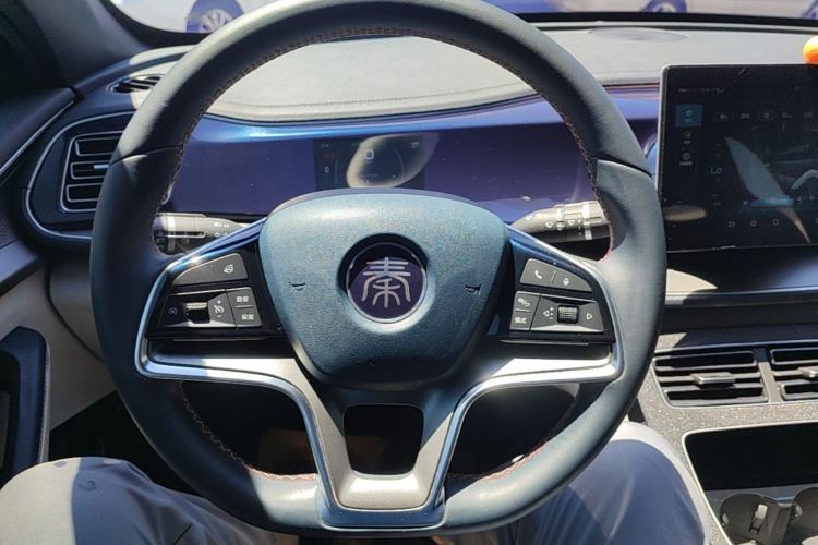 Used BYD Qin PLUS 2021 EV 400KM Luxury Model Steering Wheel
