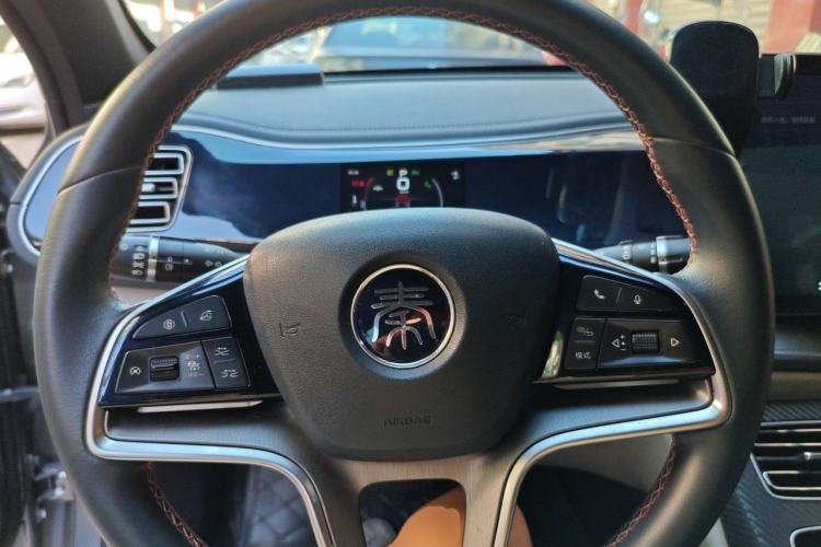 Used BYD Qin PLUS 2021 DM-i 120KM Flagship Model Steering Wheel