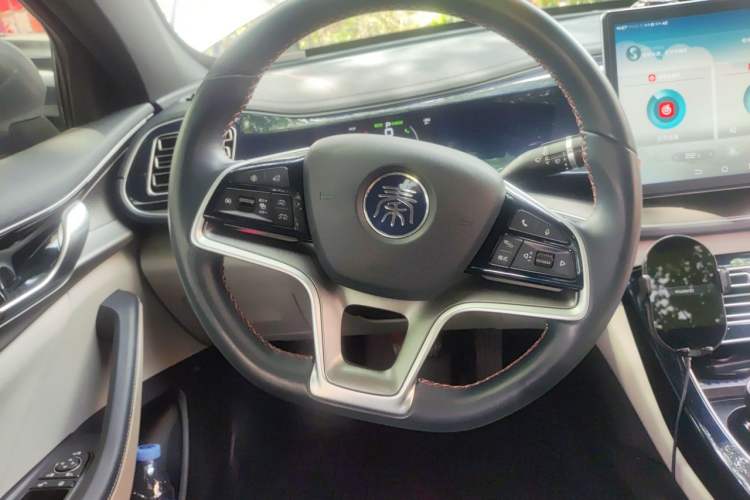 Used BYD Qin PLUS 2021 EV 600KM Flagship Model Steering Wheel