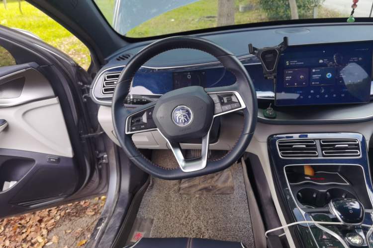 Used BYD Qin PLUS 2021 DM-i 55KM Flagship Model Steering Wheel