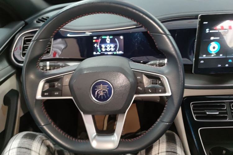Used BYD Qin PLUS 2021 DM-i 120KM Prestige Model Steering Wheel