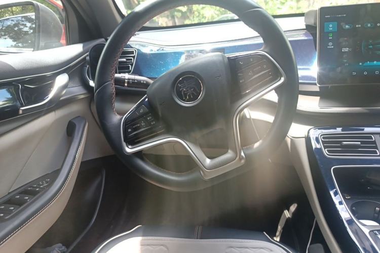 Used BYD Qin PLUS 2021 EV 500KM Luxury Model Steering Wheel