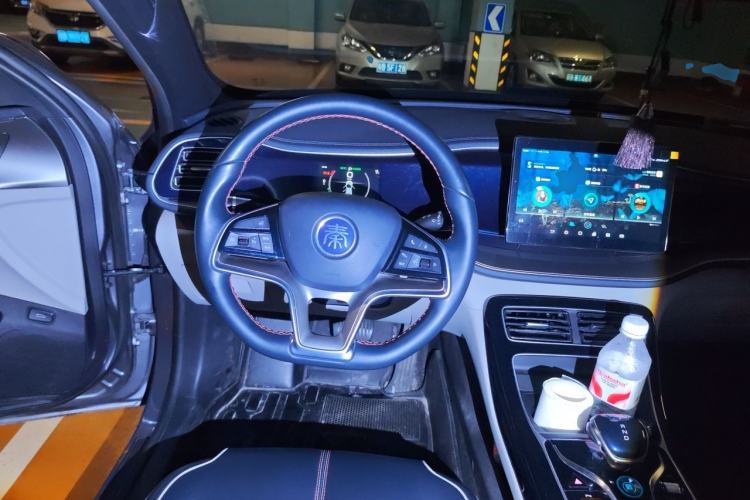 Used BYD Qin PLUS 2021 EV 500KM Luxury Model Steering Wheel