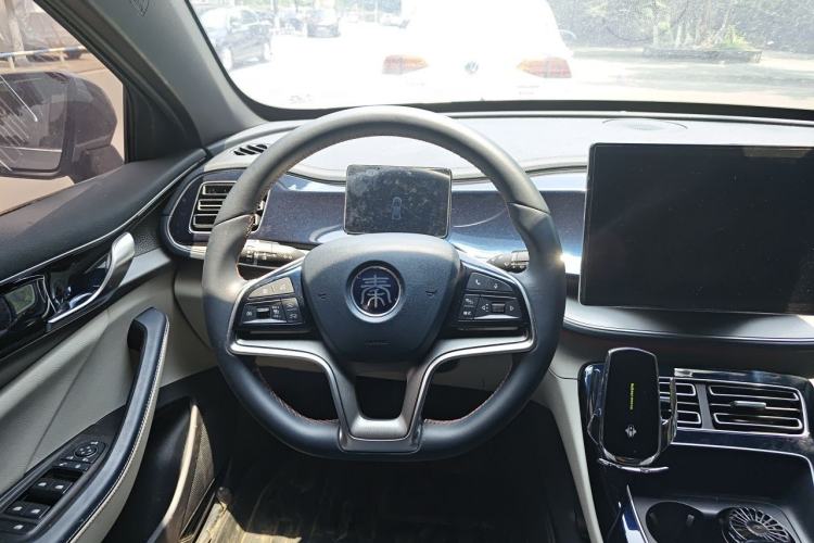 Used BYD Qin PLUS 2021 DM-i 120KM Flagship Model Steering Wheel