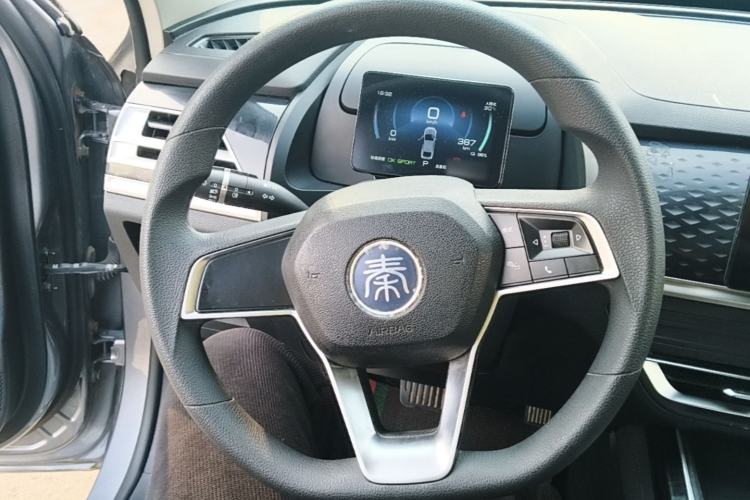 Used BYD Qin PLUS 2021 EV 400KM Leading Comfort Edition Steering Wheel