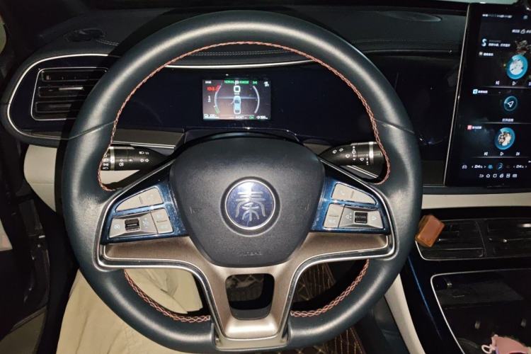 Used BYD Qin PLUS 2021 EV 500KM Luxury Model Steering Wheel