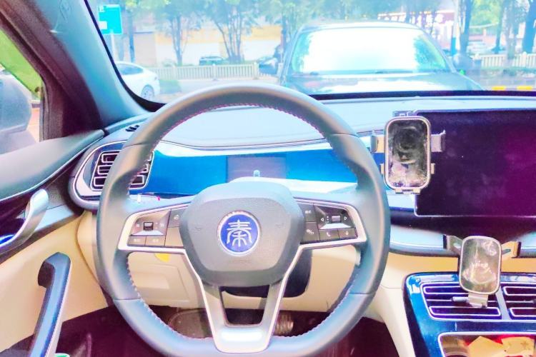 Used BYD Qin PLUS 2021 DM-i 120KM Prestige Model Steering Wheel