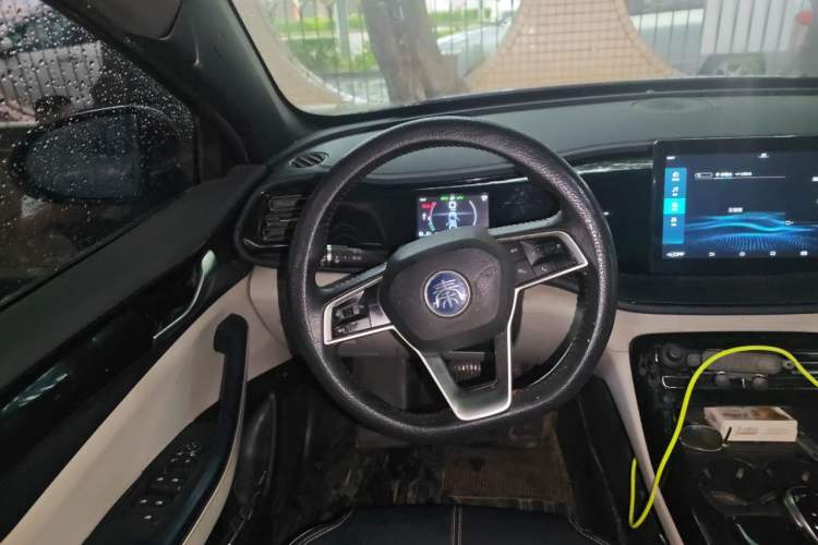 Used BYD Qin PLUS 2021 DM-i 55KM Prestige Model Steering Wheel