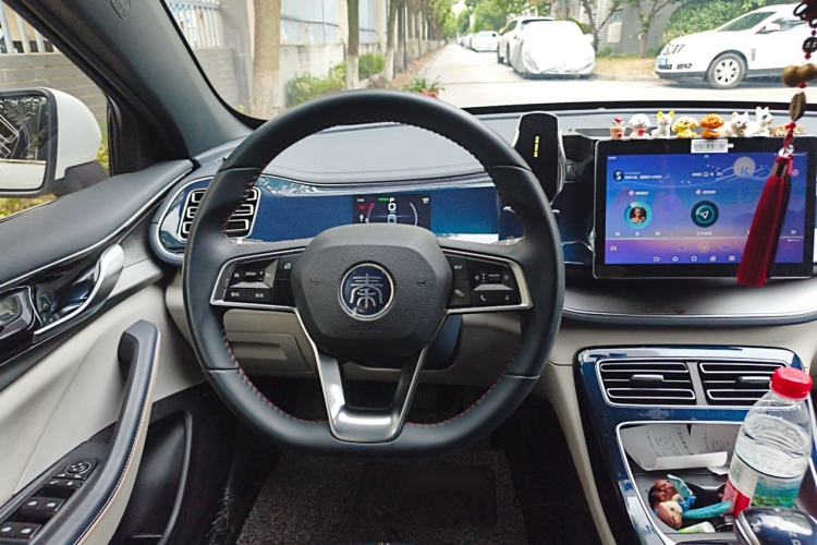 Used BYD Qin PLUS 2021 DM-i 120KM Prestige Model Steering Wheel
