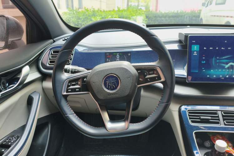 Used BYD Qin PLUS 2021 DM-i 120KM Prestige Model Steering Wheel