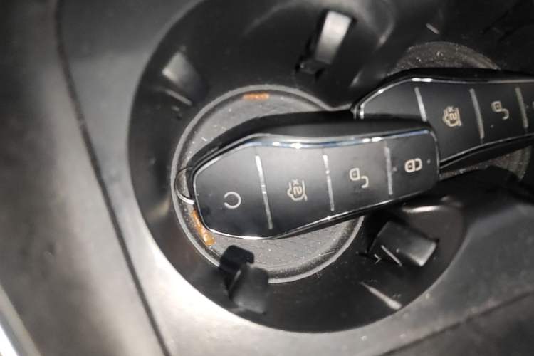 Used BYD Qin PLUS 2021 DM-i 55KM Flagship Model Vehicle Key