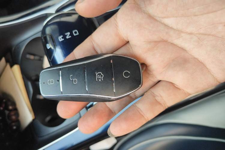 Used BYD Qin PLUS 2021 EV 500KM Luxury Model Vehicle Key