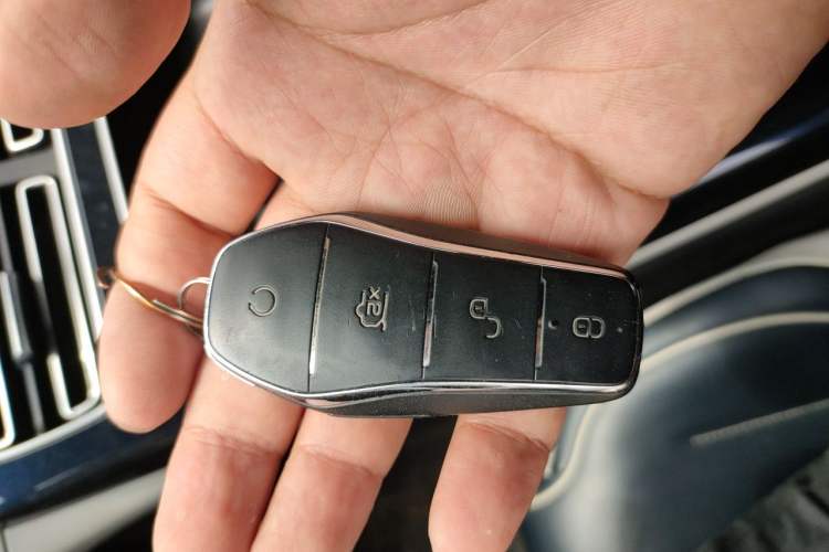 Used BYD Qin PLUS 2021 EV 500KM Luxury Model Vehicle Key