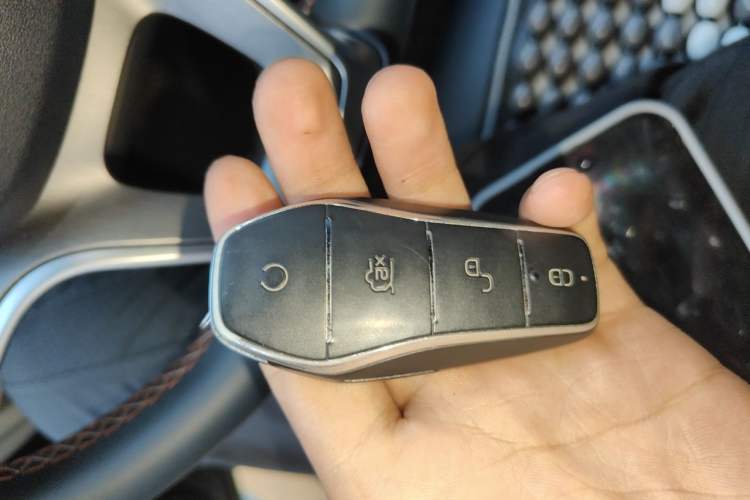 Used BYD Qin PLUS 2021 EV 500KM Luxury Model Vehicle Key
