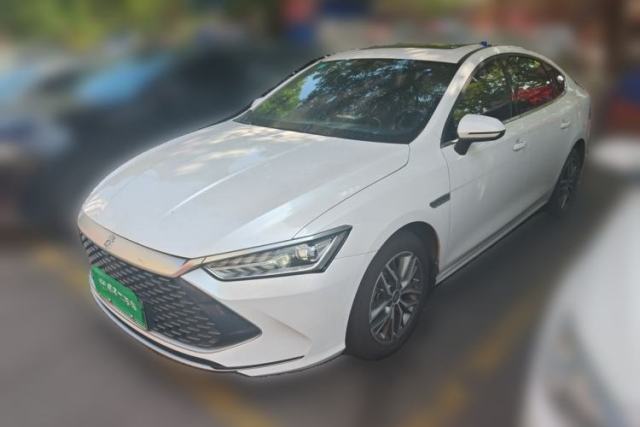 BYD Qin PLUS 2021 DM-i 120KM Prestige Model с пробегом