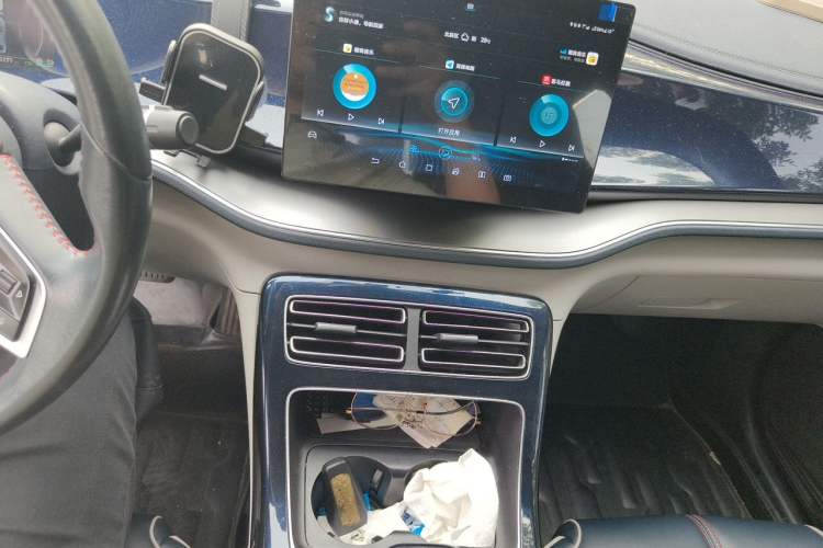 Used BYD Qin PLUS 2021 DM-i 120KM Prestige Model Audio And AC Panel