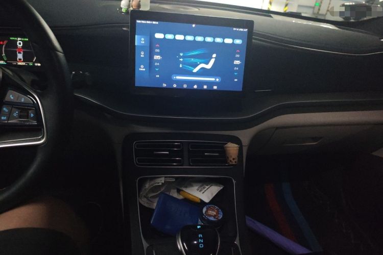 Used BYD Qin PLUS 2021 EV 500KM Luxury Model Audio And AC Panel