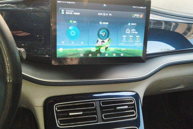 Used BYD Qin PLUS 2021 EV 500KM Luxury Model Audio And AC Panel
