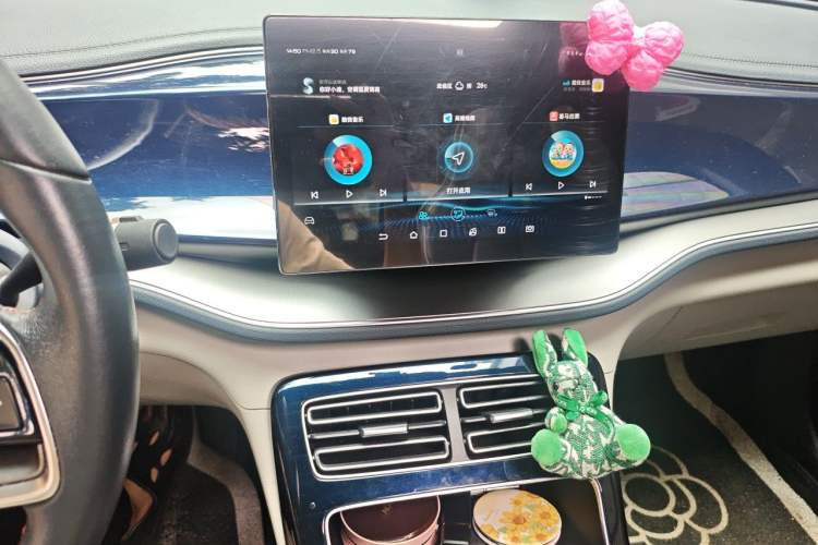 Used BYD Qin PLUS 2021 EV 500KM Luxury Model Audio And AC Panel