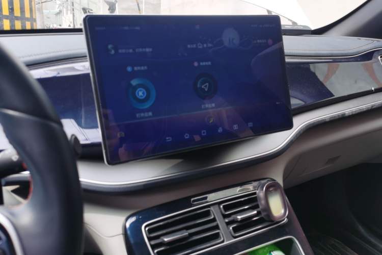 Used BYD Qin PLUS 2021 EV 500KM Premium Model Audio And AC Panel