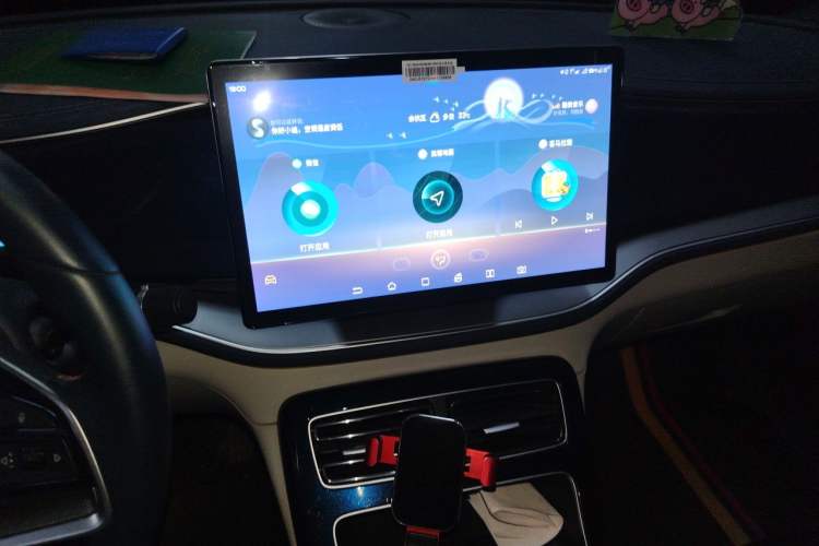 Used BYD Qin PLUS 2021 DM-i 120KM Flagship Model Audio And AC Panel