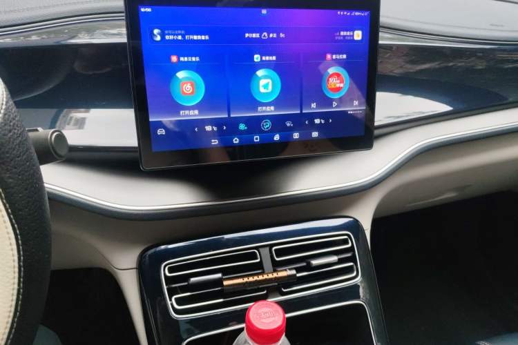 Used BYD Qin PLUS 2021 DM-i 55KM Flagship Model Audio And AC Panel