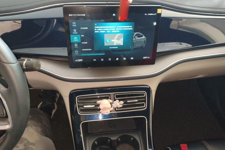 Used BYD Qin PLUS 2021 EV 400KM Luxury Model Audio And AC Panel