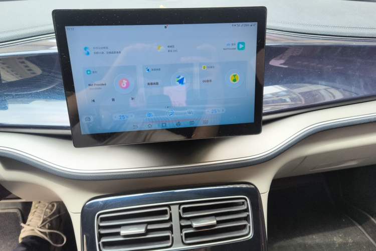 Used BYD Qin PLUS 2021 DM-i 55KM Flagship Model Audio And AC Panel