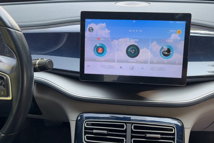 Used BYD Qin PLUS 2021 DM-i 55KM Flagship Model Audio And AC Panel