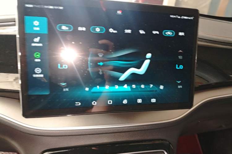 Used BYD Qin PLUS 2021 EV 600KM Flagship Model Audio And AC Panel