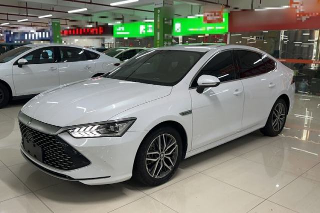 BYD Qin PLUS 2021 DM-i 55KM Flagship Model с пробегом