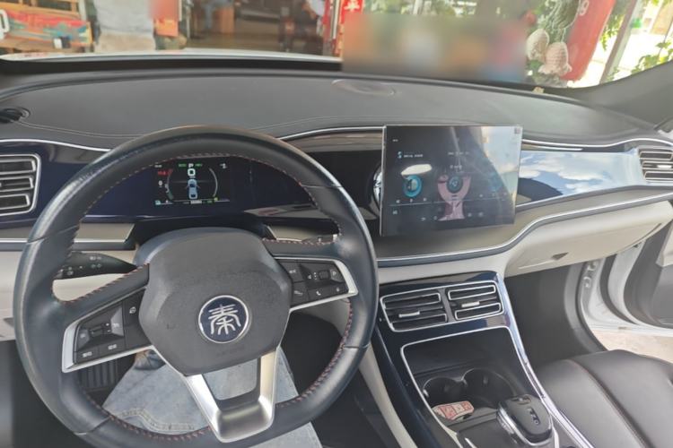 Used BYD Qin PLUS 2021 DM-i 55KM Flagship Model Center Console