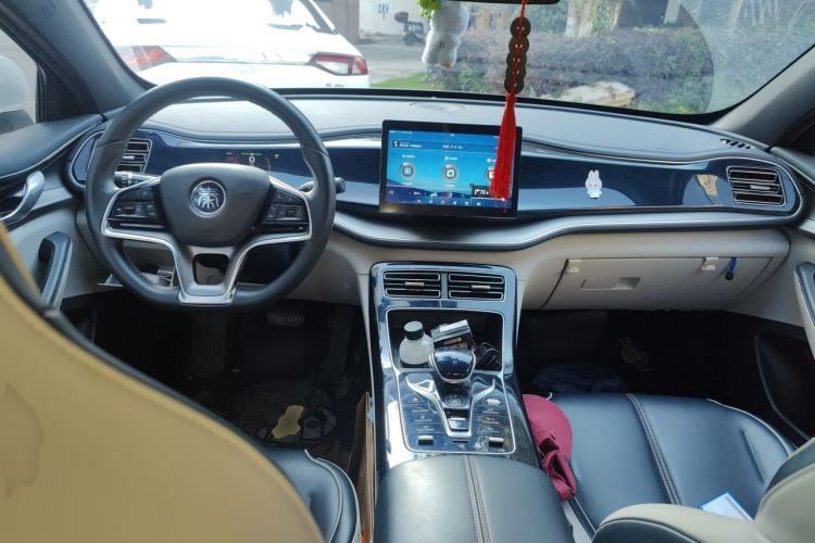 Used BYD Qin PLUS 2021 EV 500KM Luxury Model Center Console