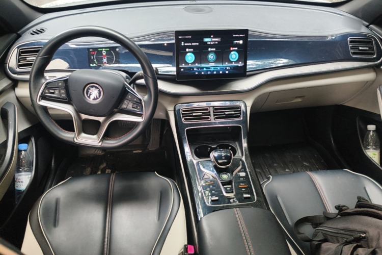 Used BYD Qin PLUS 2021 EV 400KM Luxury Model Center Console