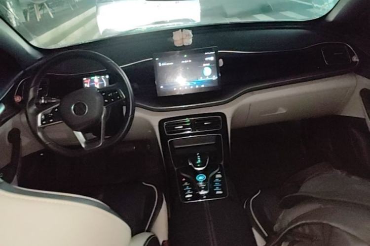 Used BYD Qin PLUS 2021 DM-i 120KM Prestige Model Center Console