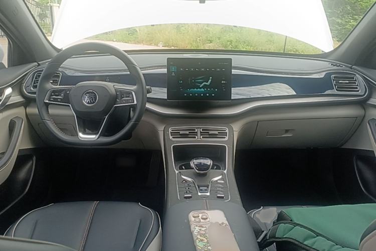 Used BYD Qin PLUS 2021 DM-i 55KM Flagship Model Center Console