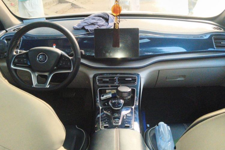 Used BYD Qin PLUS 2021 EV 500KM Luxury Model Center Console