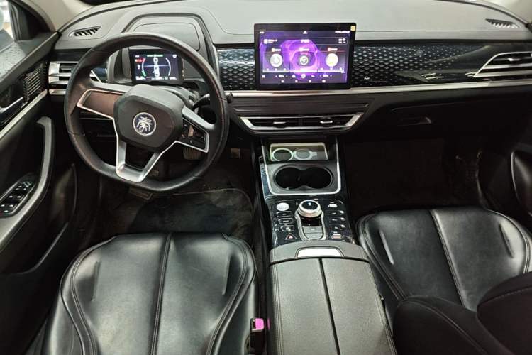 Used BYD Qin PLUS 2021 EV 420KM Commuter Edition Center Console
