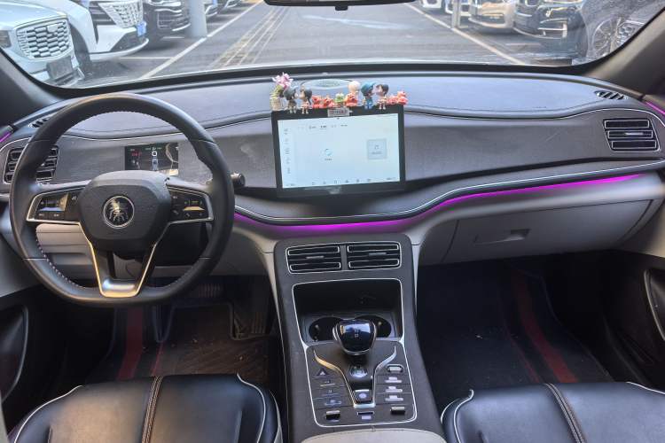 Used BYD Qin PLUS 2021 DM-i 55KM Flagship Model Center Console